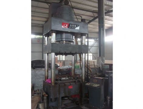 點(diǎn)擊查看詳細(xì)信息<br>標(biāo)題：Hydraulic press -500 閱讀次數(shù)：1188